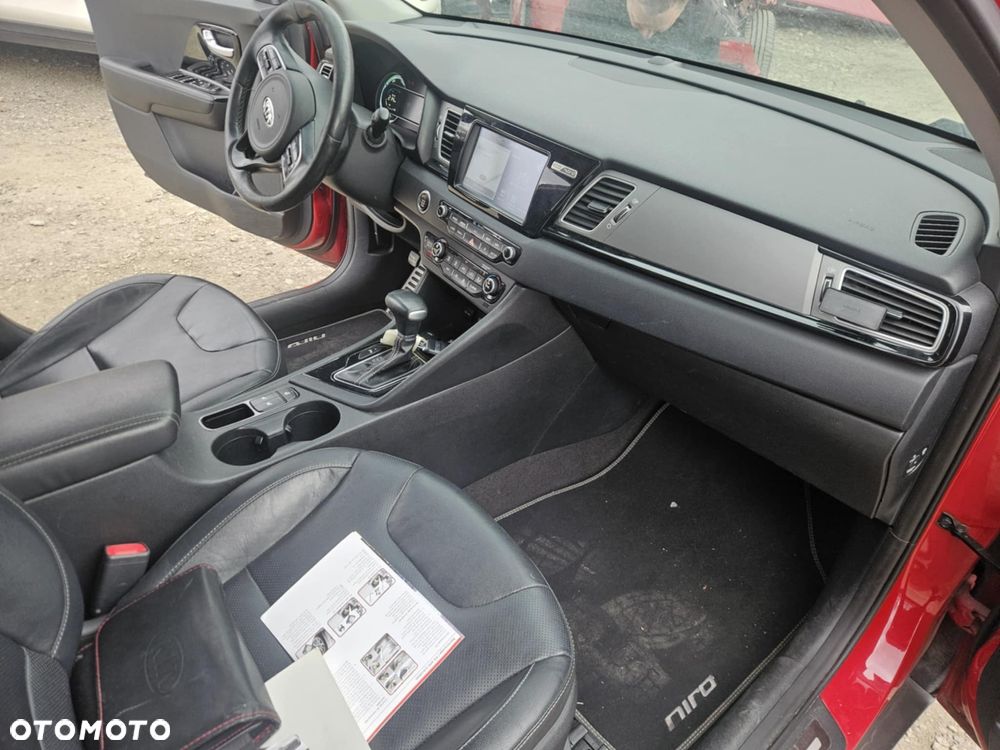 Kia Niro 1.6 GDI 2WD Vision - 13