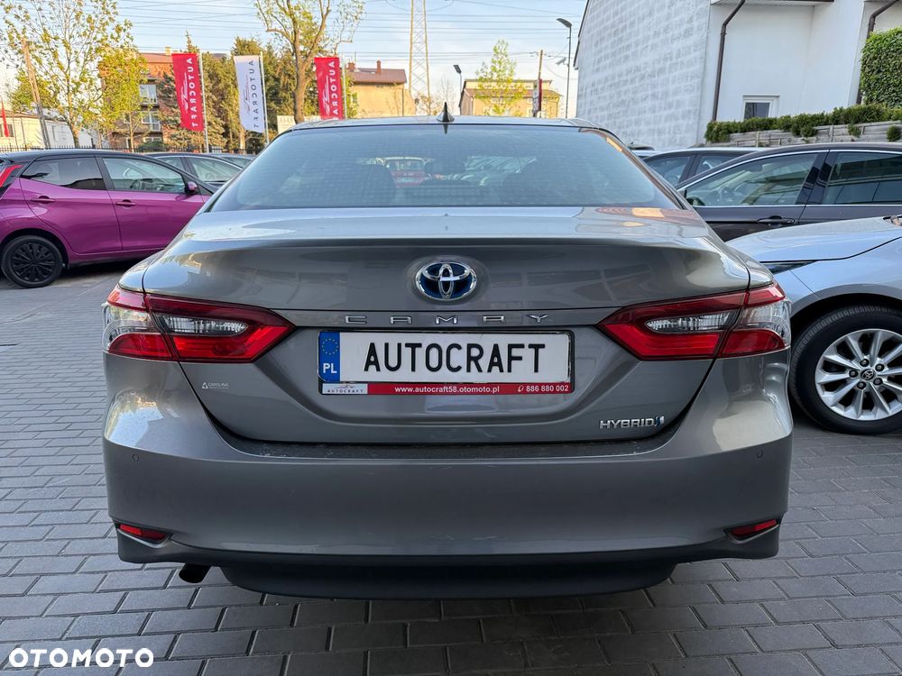 Toyota Camry 2.5 Hybrid Comfort CVT - 27