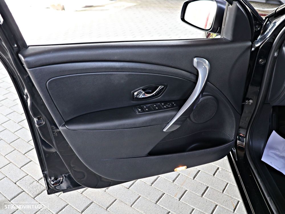 Renault Mégane Sport Tourer 1.5 dCi Confort SS - 28