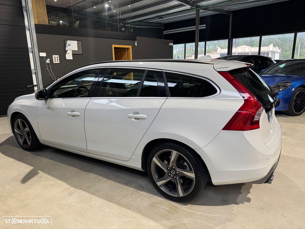 Volvo V60 1.6 D2 Drive R-Design Start/Stop - 8