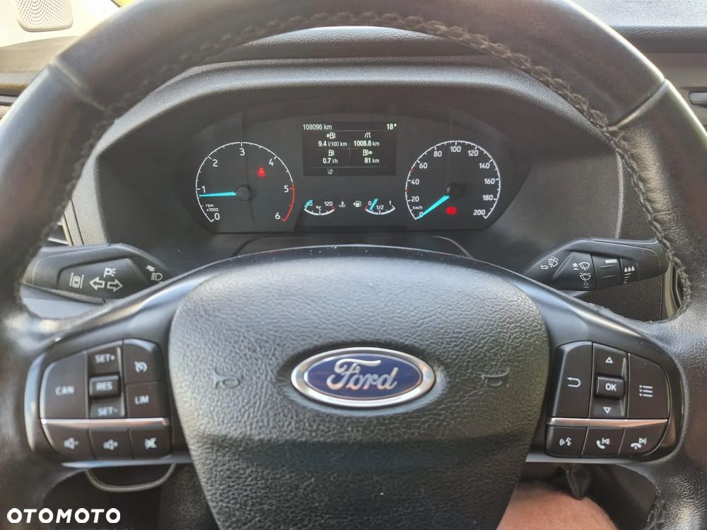 Ford Custom - 20