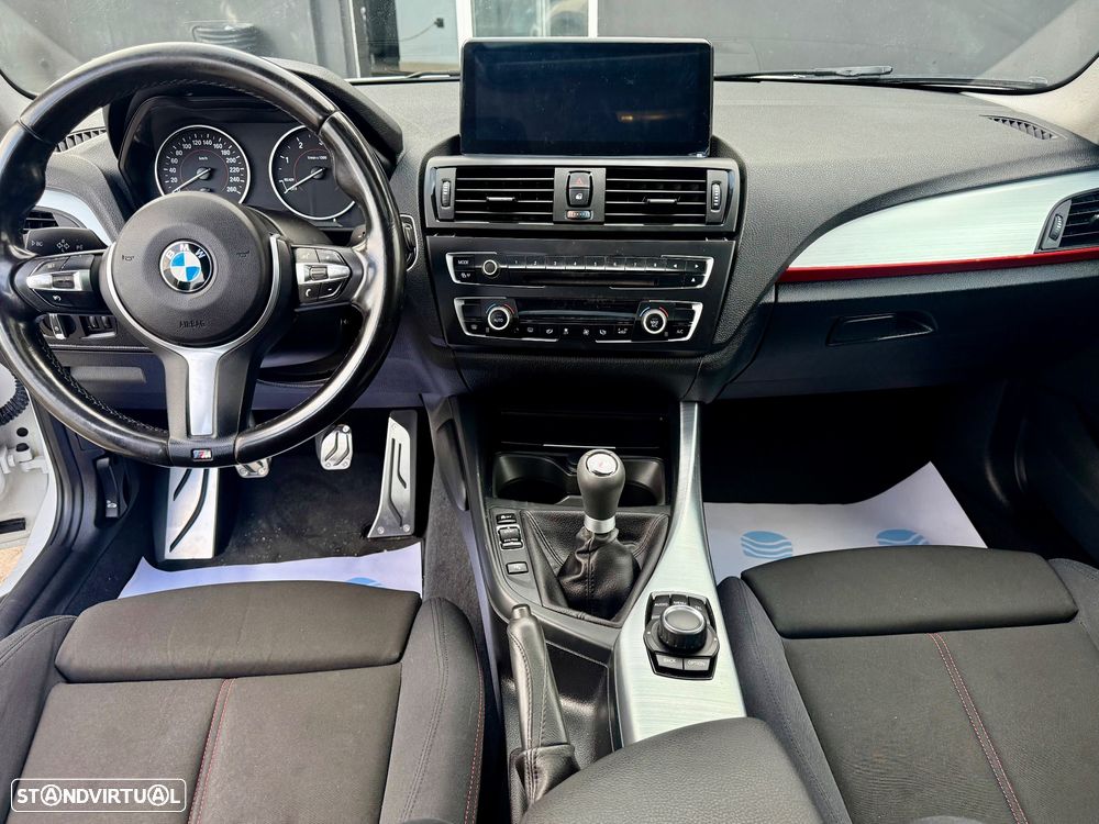 BMW 116 d Pack M - 43