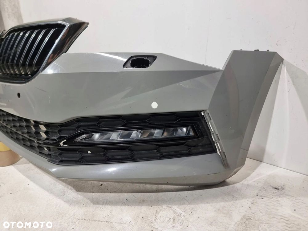 ZDERZAK PRZÓD PRZEDNI SKODA SUPERB III 3 LIFT - 7