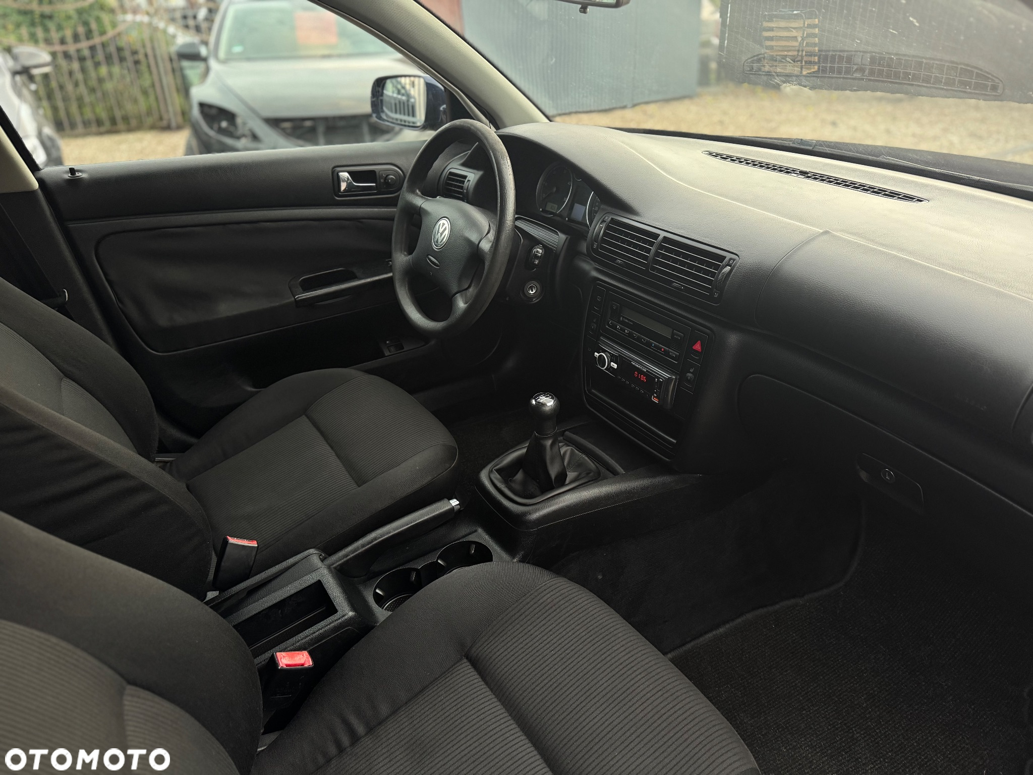 Volkswagen Passat 1.9 TDI Comfortline - 30