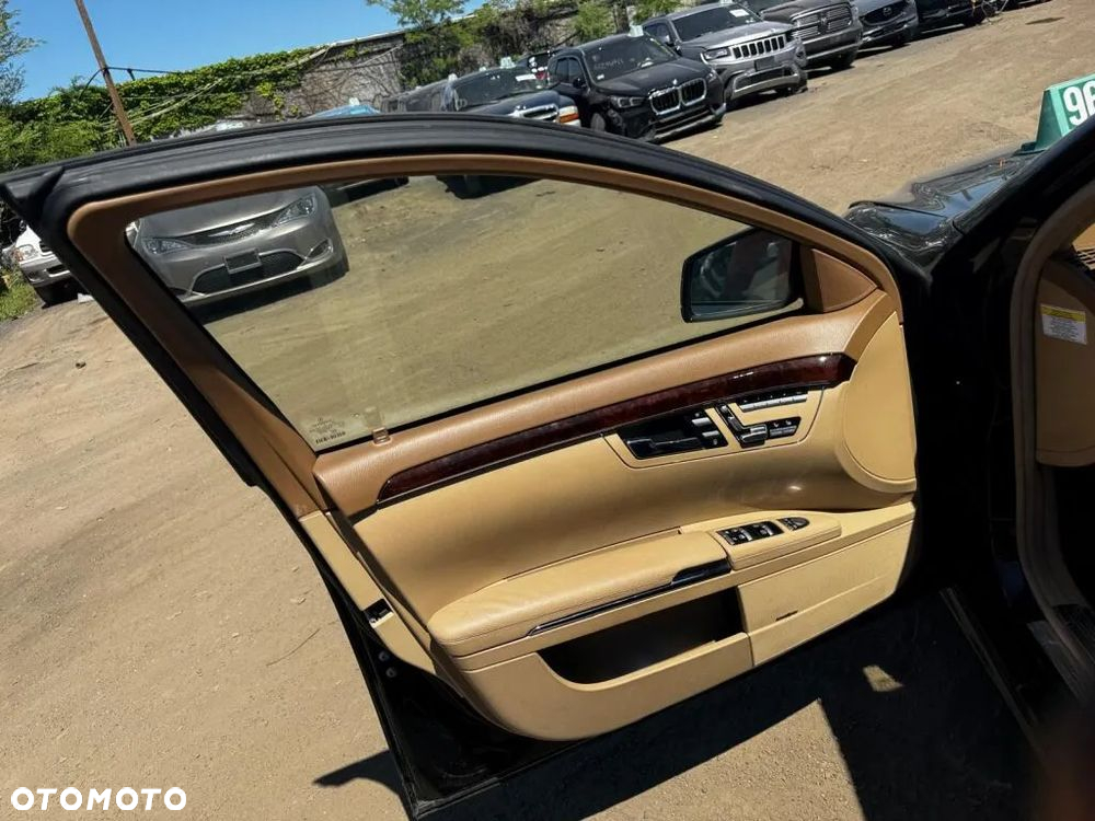 Mercedes-Benz Klasa S 500 4Matic 7G-TRONIC - 14