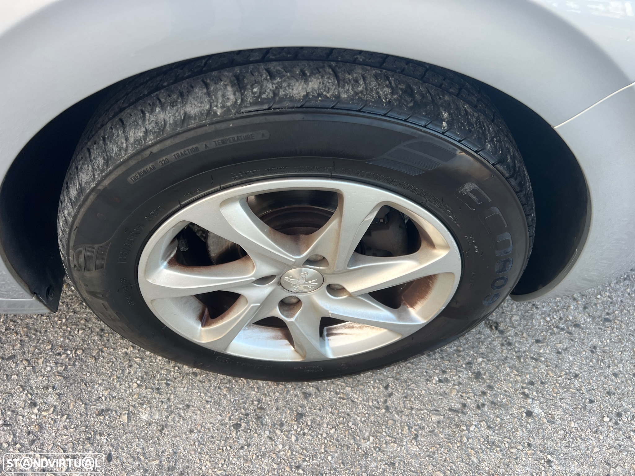 Peugeot 208 1.4 HDi Active - 9