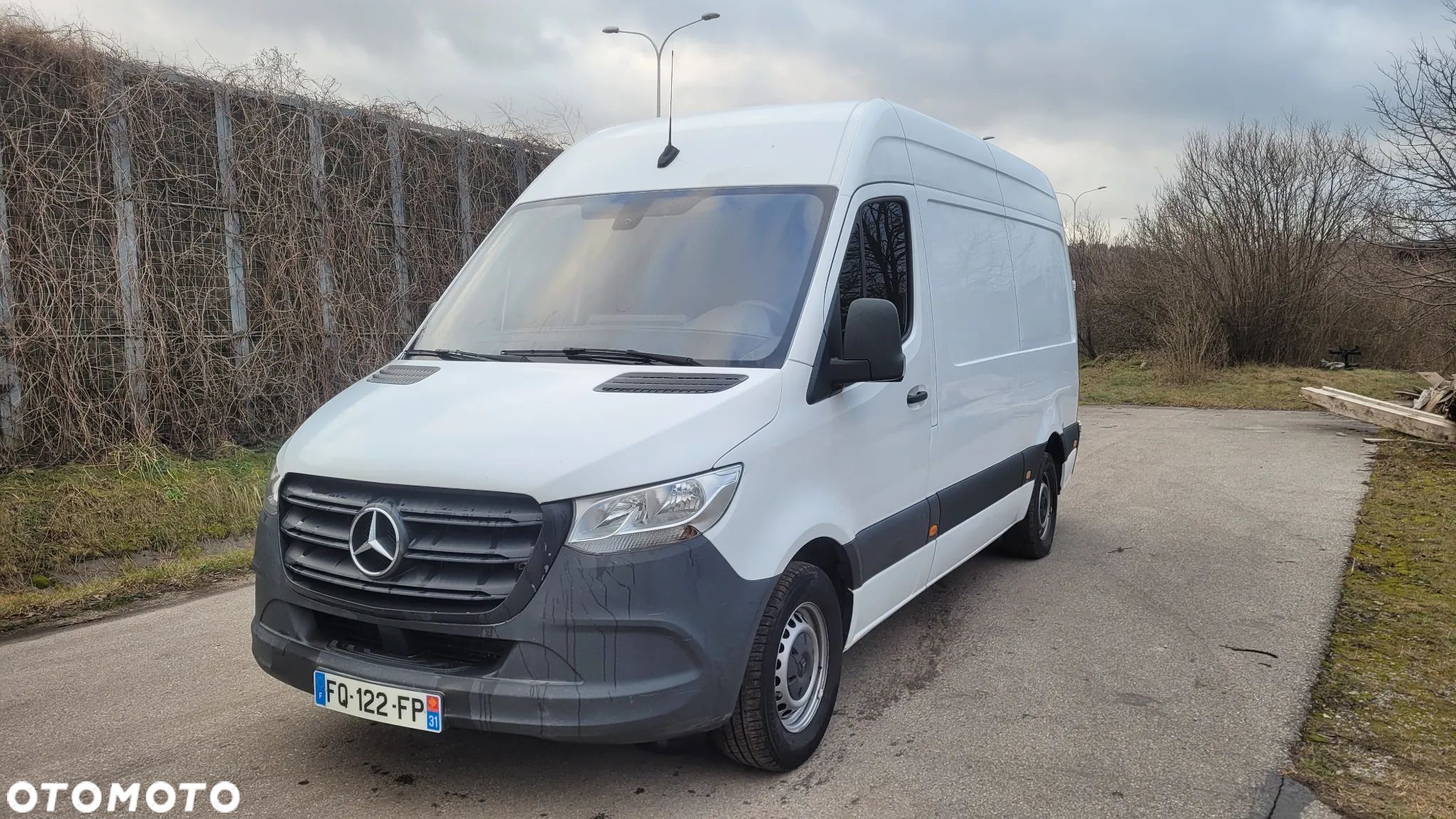 Mercedes-Benz Sprinter - 1