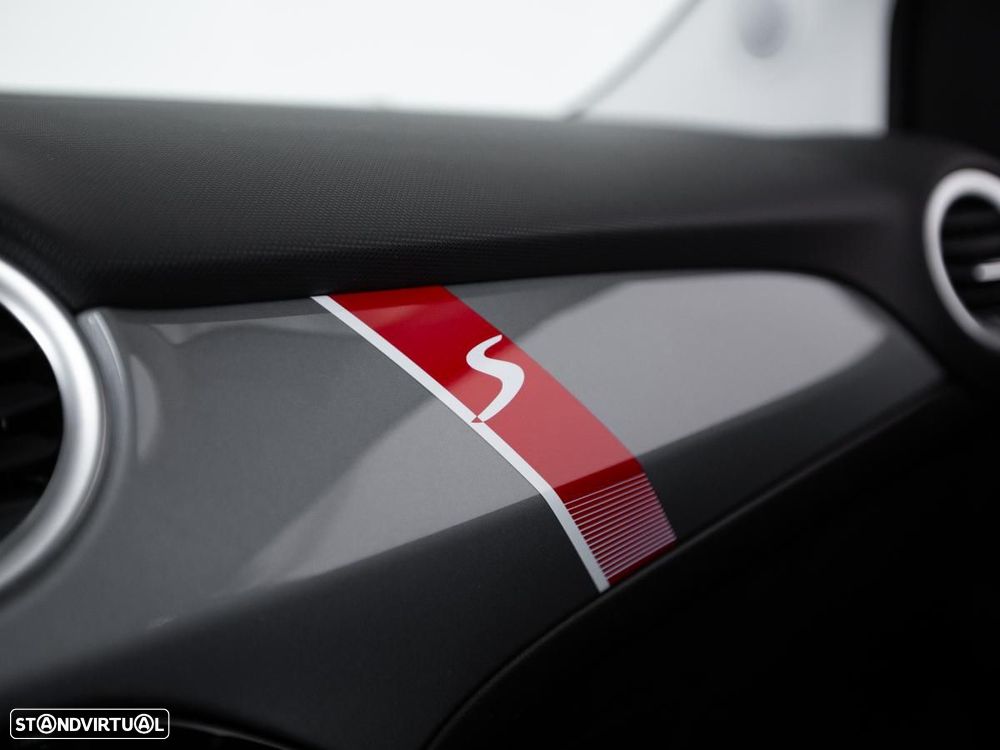 Opel Adam 1.4 T S - 10