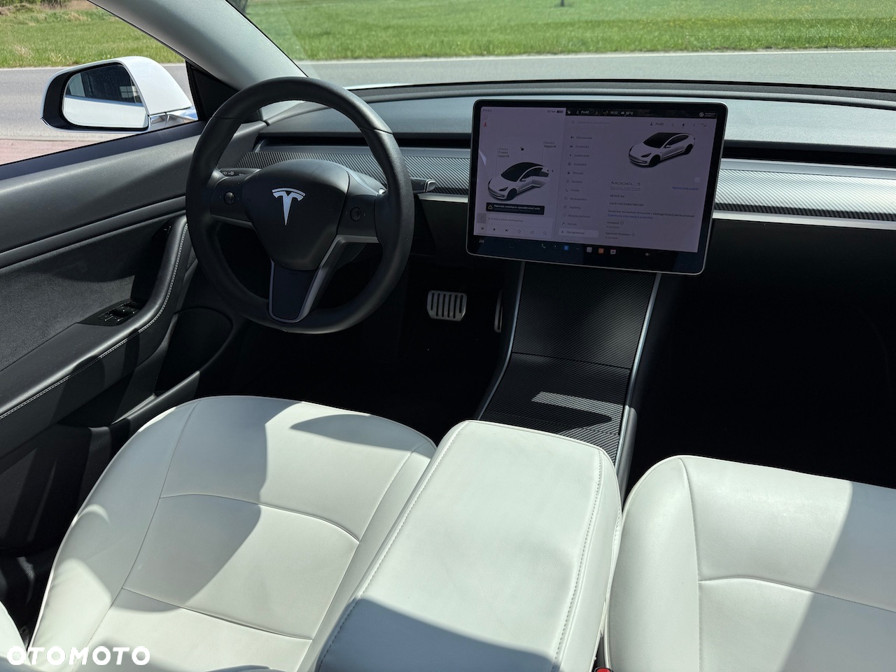 Tesla Model 3 - 7