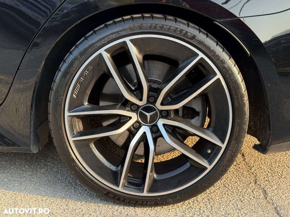 Mercedes-Benz CLS AMG 53 4MATIC Aut - 35