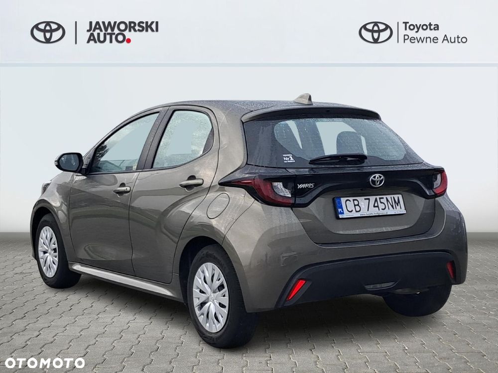 Toyota Yaris - 5