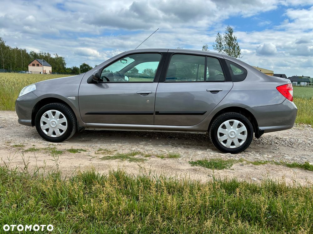 Renault Thalia 1.2 16V All Inclusive Euro5 - 12