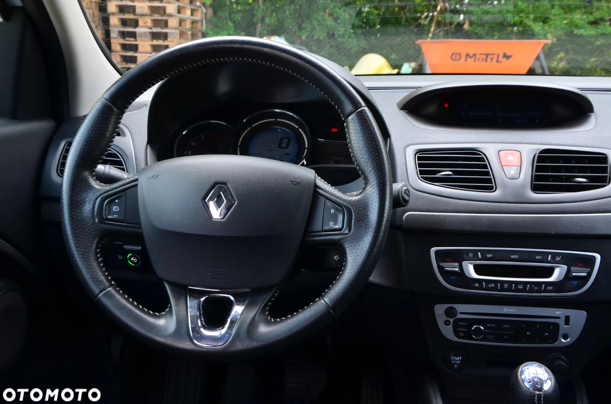 Renault Fluence 1.6 16V Limited - 12