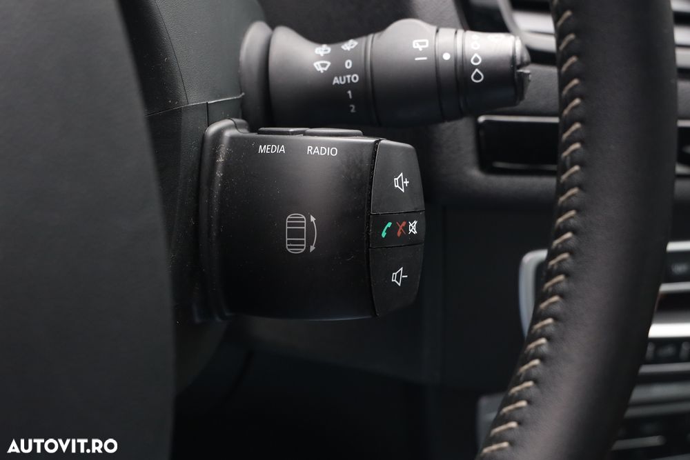 Renault Megane ENERGY dCi 110 Start & Stop Bose Edition - 22