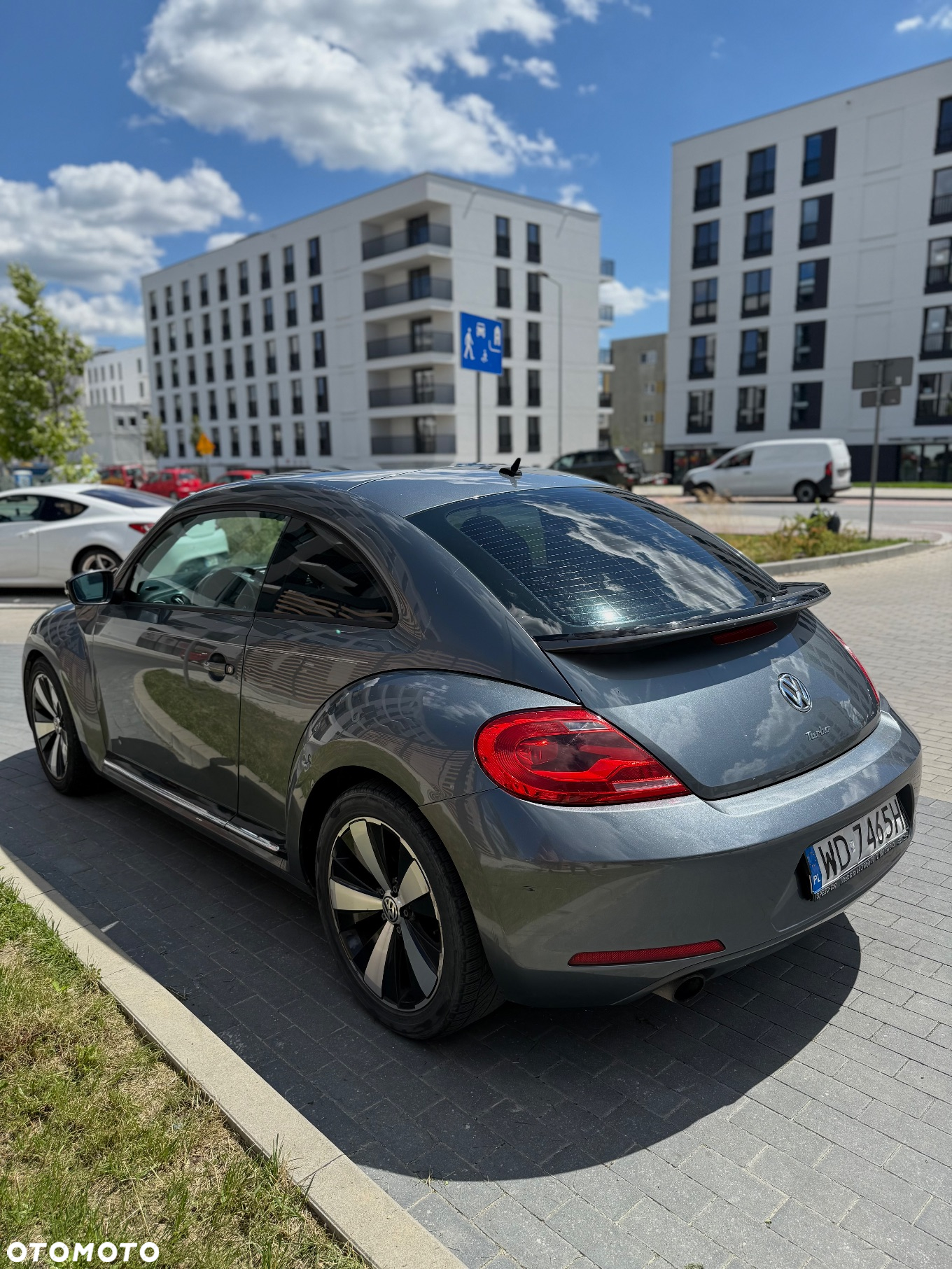 Volkswagen Beetle The 2.0 TSI DSG Sport - 29