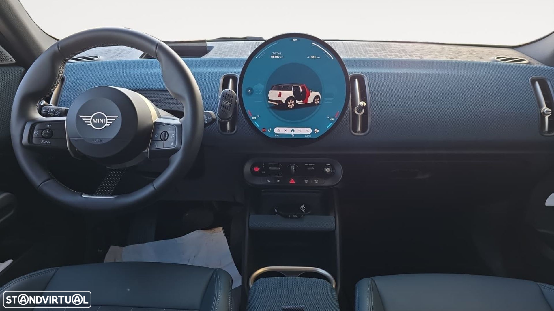 MINI Countryman E Favoured L - 9