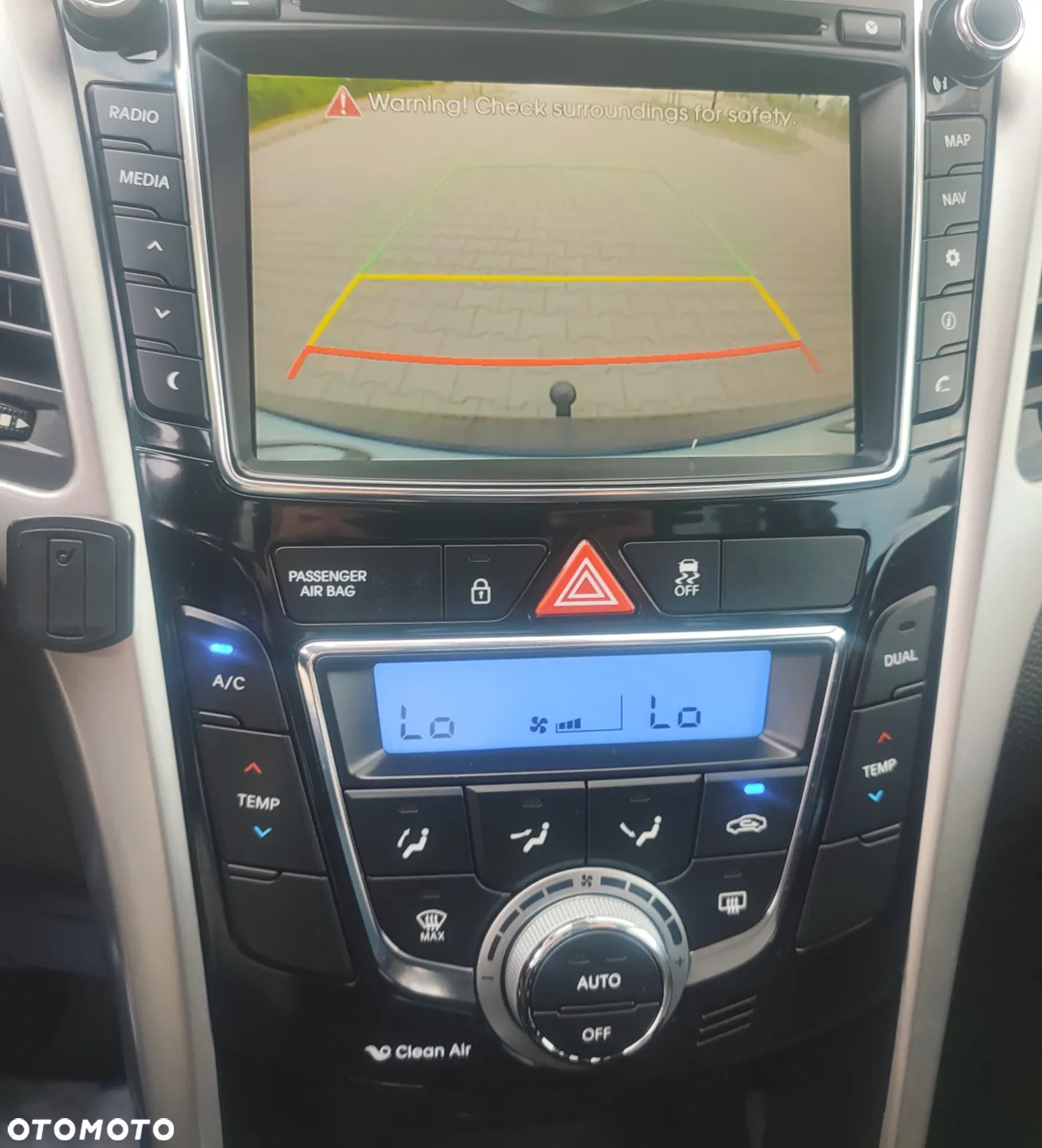 Hyundai i30 1.6 CRDi BlueDrive Go - 36