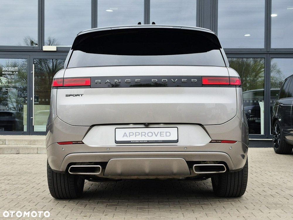 Land Rover Range Rover Sport - 12