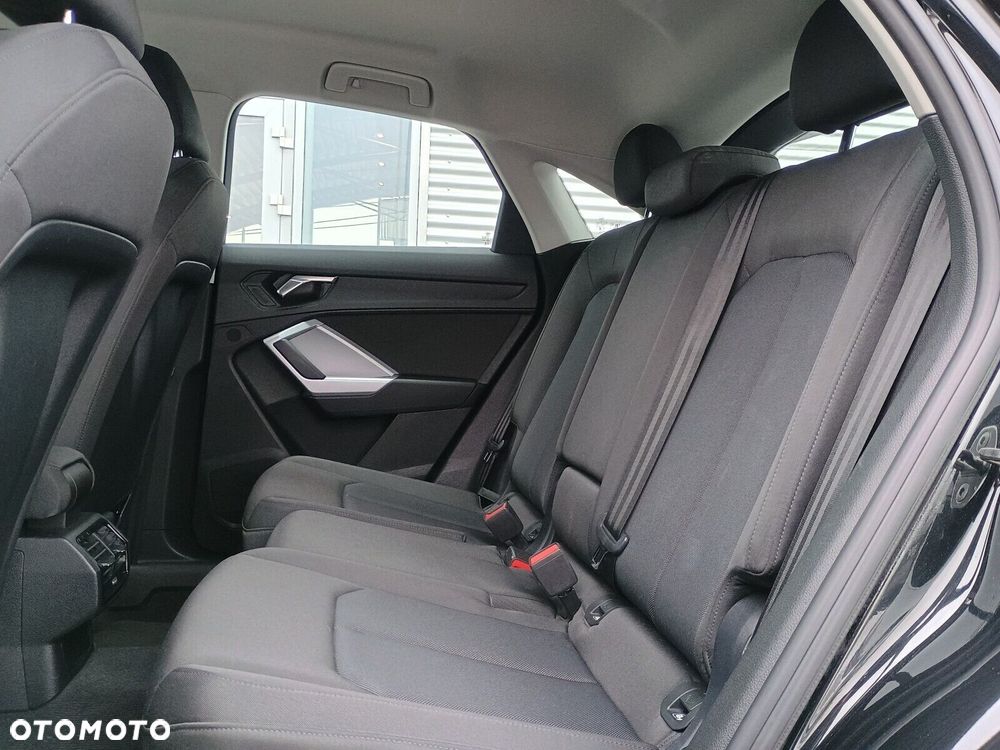 Audi Q3 Sportback - 10