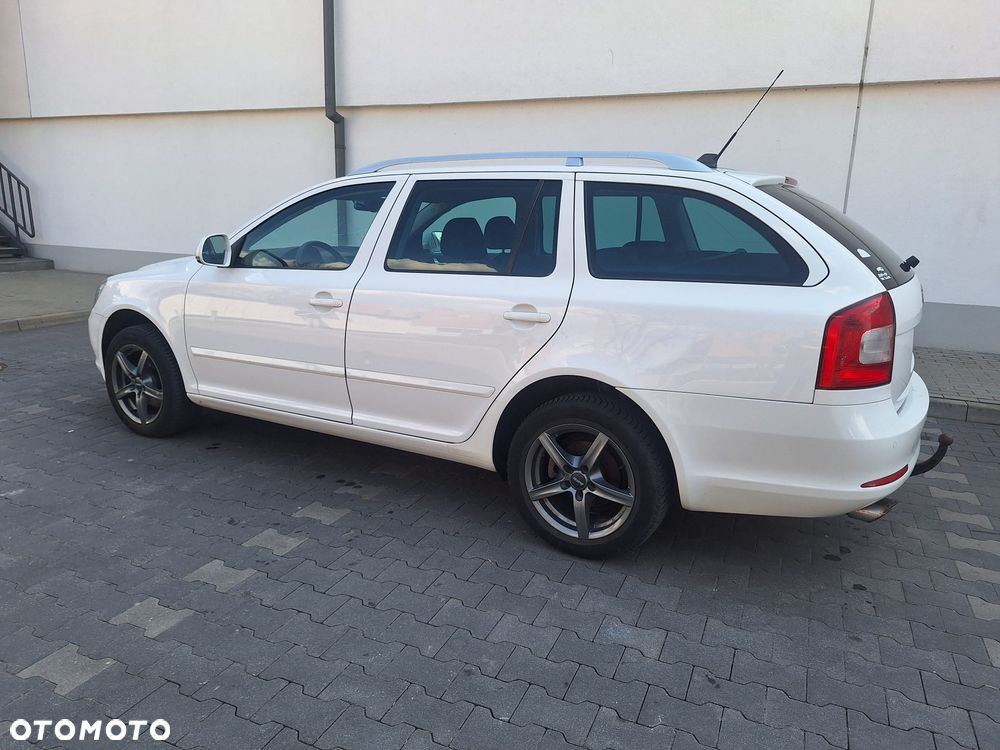 Skoda Octavia 1.8 TSI IMPULS EDITION 4x4 - 11