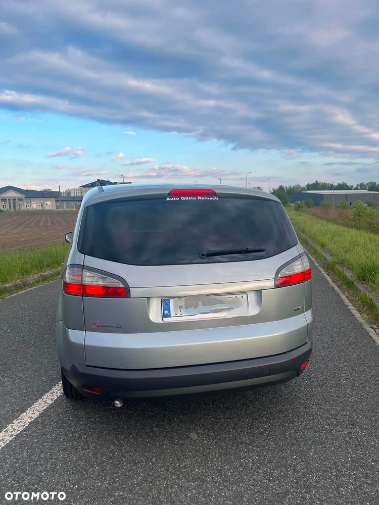 Ford S-Max 2.0 TDCi DPF Ambiente - 10
