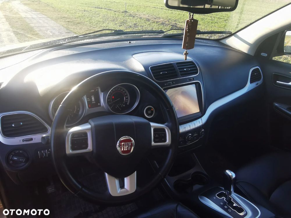 Fiat Freemont 2.0 Multijet 16V DPF Automatik Allrad Lounge - 3