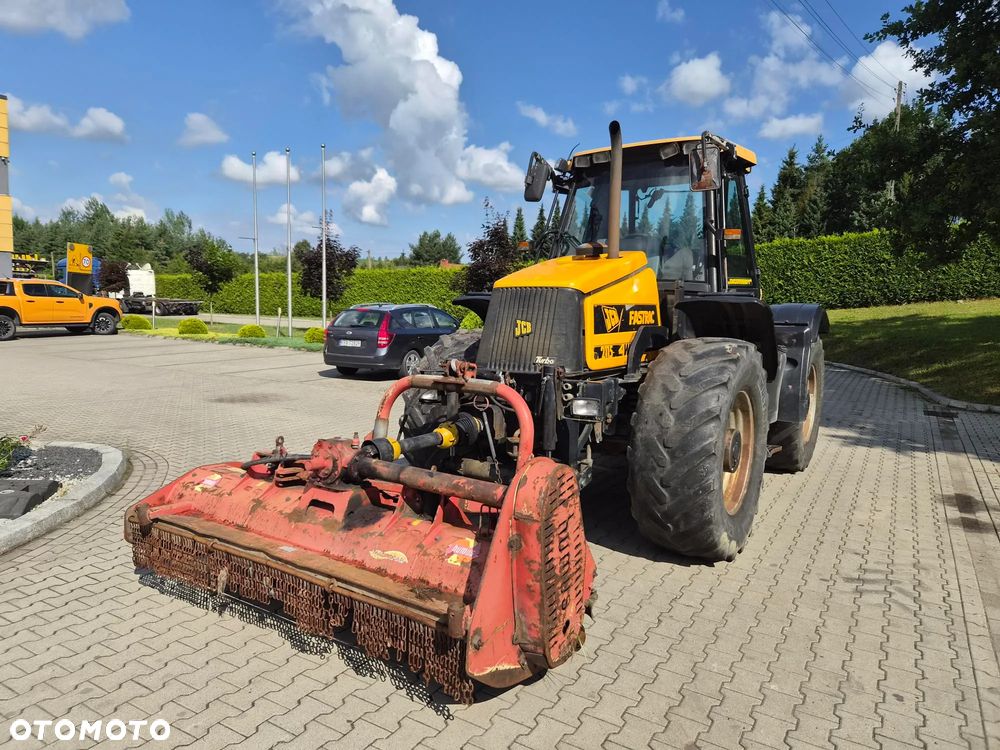 JCB FASTRAC 2115 - 8
