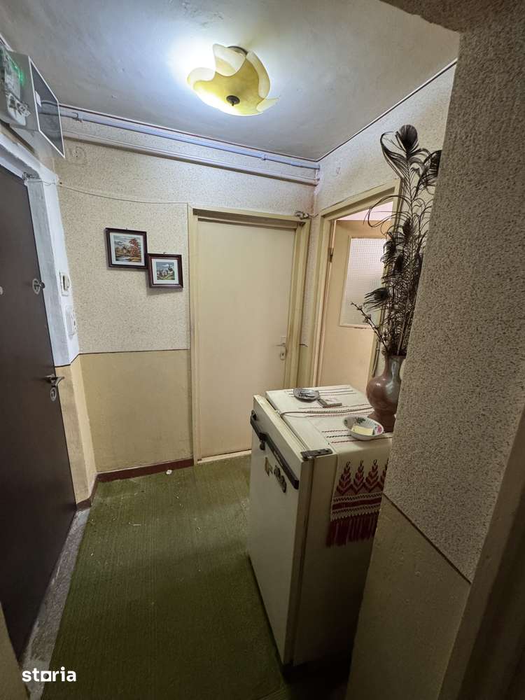 De vanzare apartament cu 3 camere zona Cina - Imagine principală: 5/18