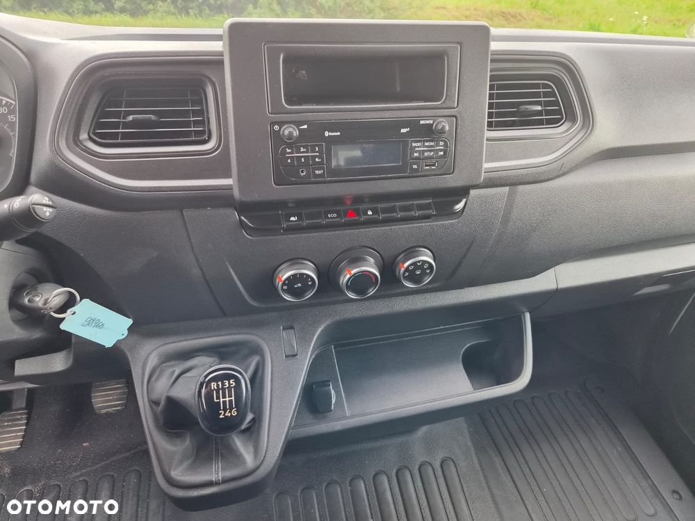 Renault Master - 10