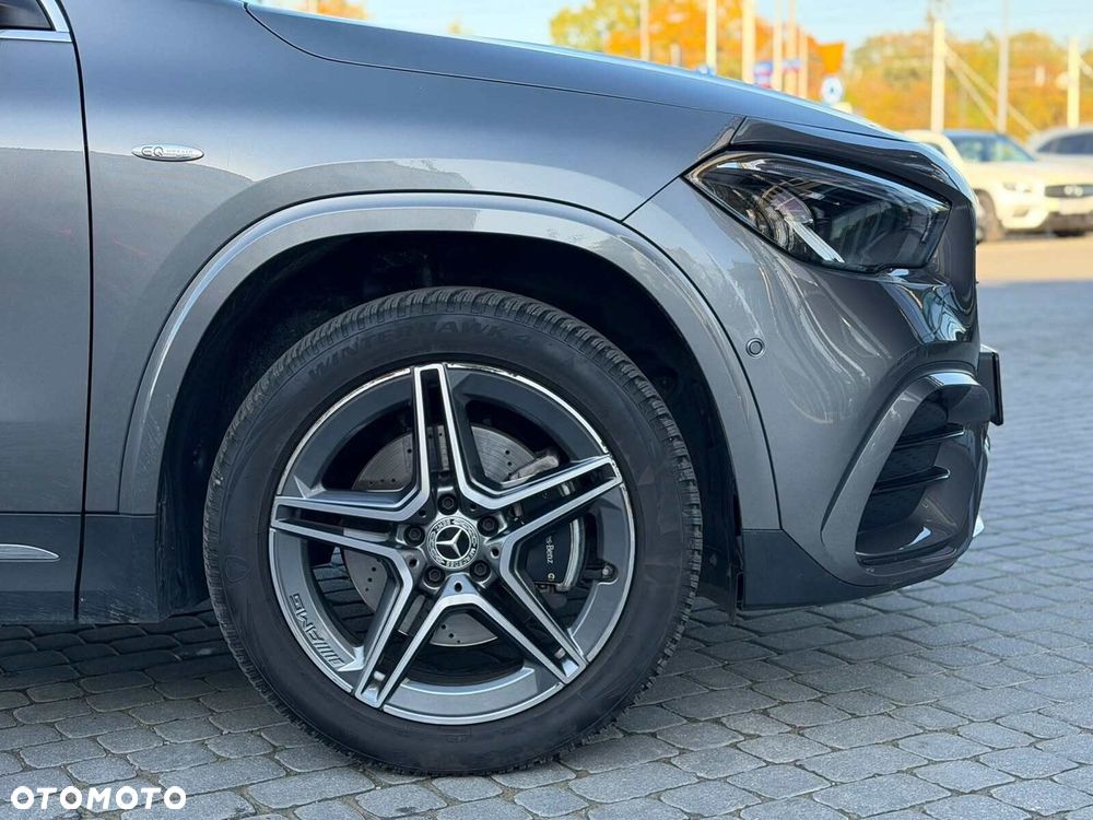 Mercedes-Benz GLA 250 e PHEV AMG Line 8G-DCT - 10