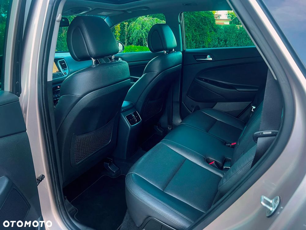 Hyundai Tucson blue 1.7 CRDi 2WD Passion Plus - 24