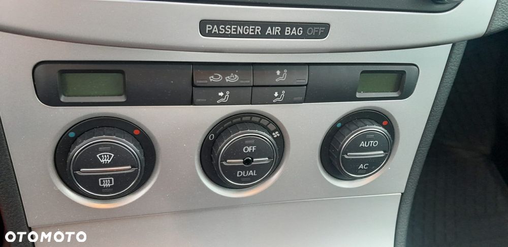 Volkswagen Passat 2.0 TDI Comfortline - 16