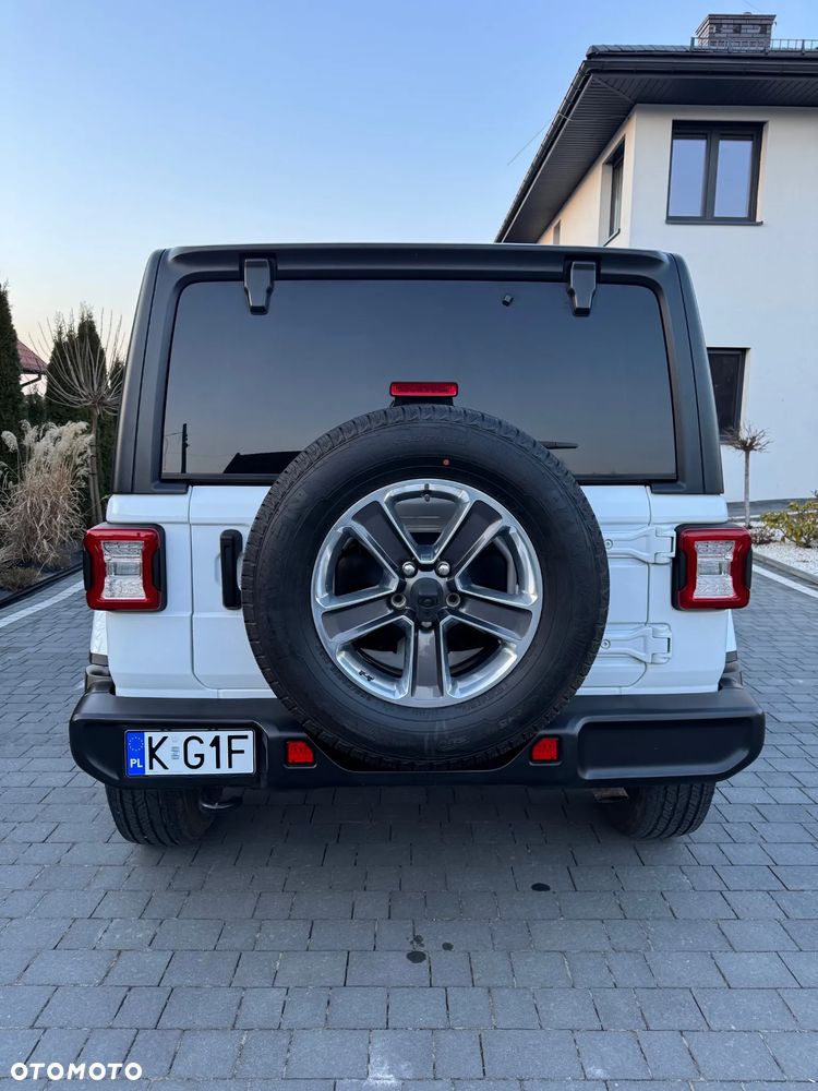 Jeep Wrangler - 5