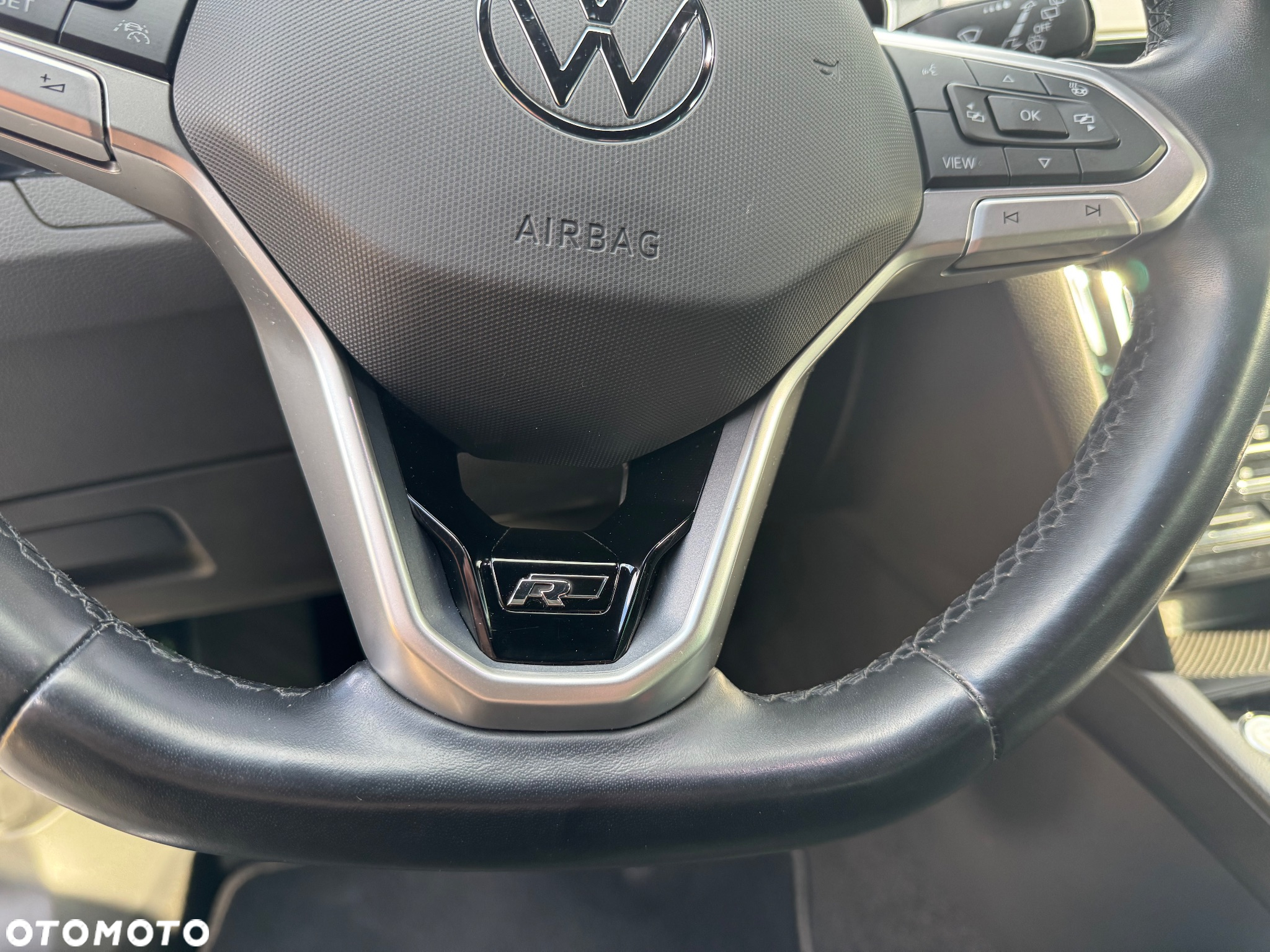 Volkswagen Passat Variant 2.0 TDI SCR DSG 4Motion Elegance - 7