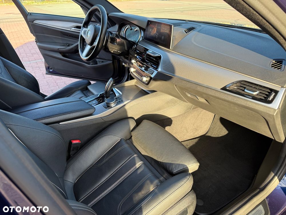 BMW Seria 5 530i M Sport sport - 27