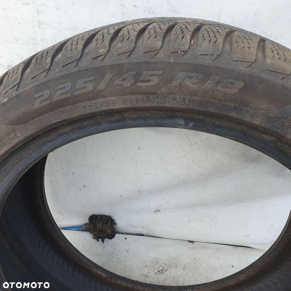 OPONA Pirelli 225/45 r18 - 3