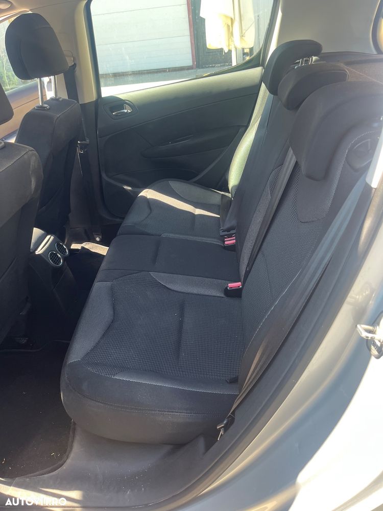 Peugeot 308 - 4