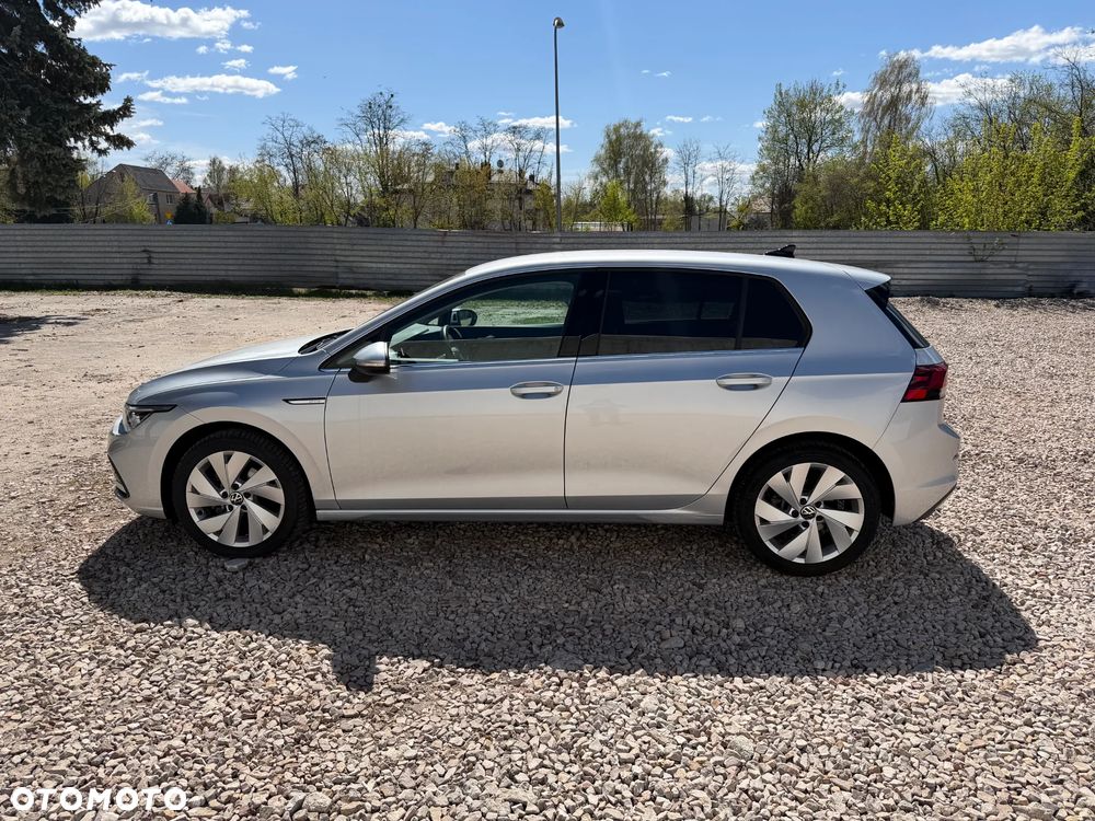 Volkswagen Golf 1.5 eTSI mHEV Style DSG - 2