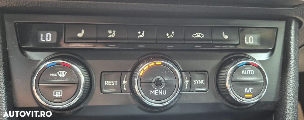 Skoda Superb 2.0 TDI DSG Active - 8
