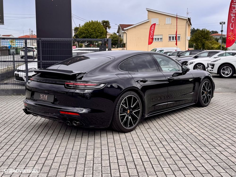 Porsche Panamera 4 E-Hybrid Platinum Edition - 3