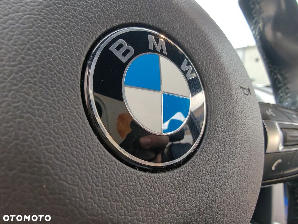 BMW 3GT 320d M Sport - 13