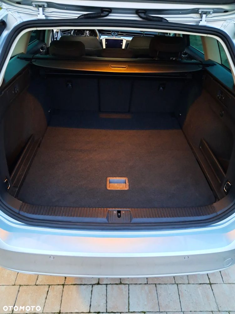 Volkswagen Passat 2.0 TDI BMT Comfortline DSG - 21