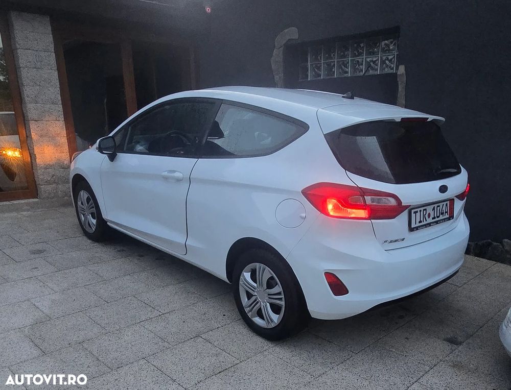 Ford Fiesta 1.1 S&S COOL&CONNECT - 8