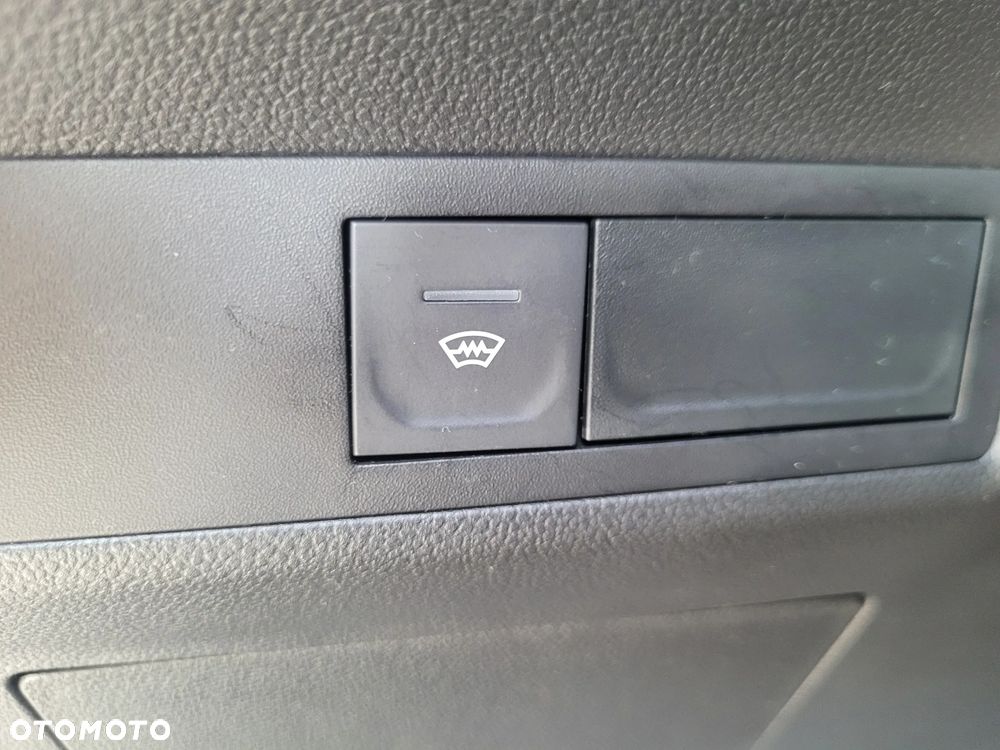 Renault Captur TCe Mild Hybrid 140 EDC GPF EVOLUTION - 19