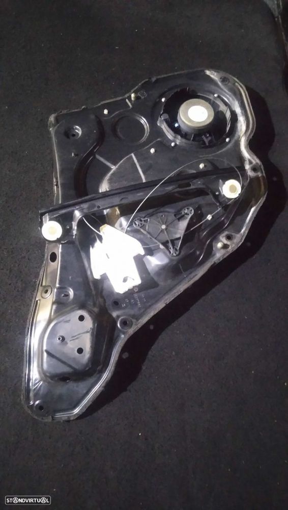 Estrutura Do Elevador Trás Direito Seat Toledo Ii (1M2) - 3