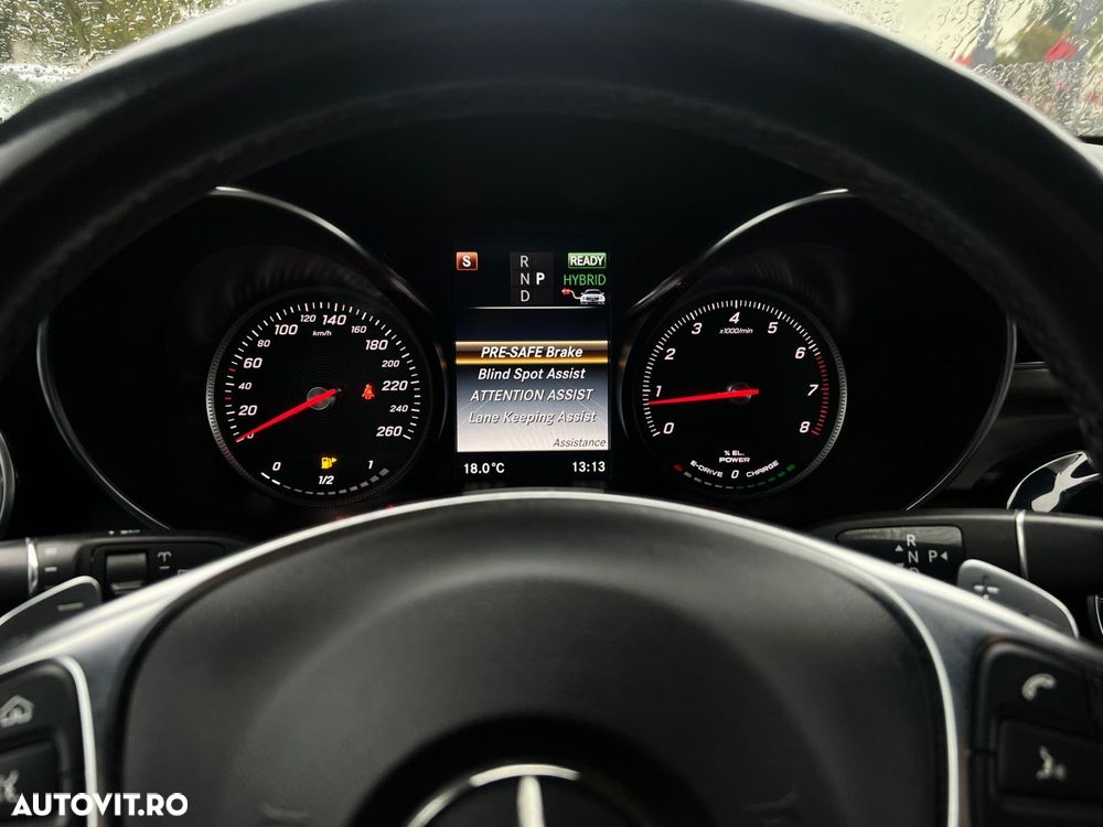 Mercedes-Benz GLC - 28