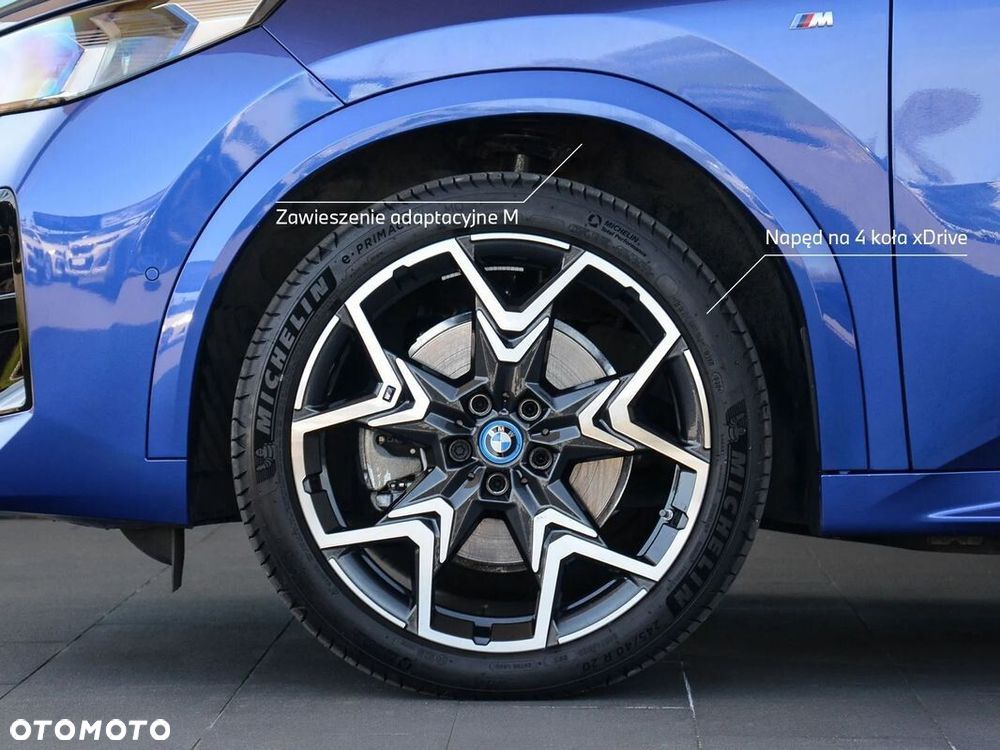 BMW iX2 xDrive30 66.5kWh M Sport - 8