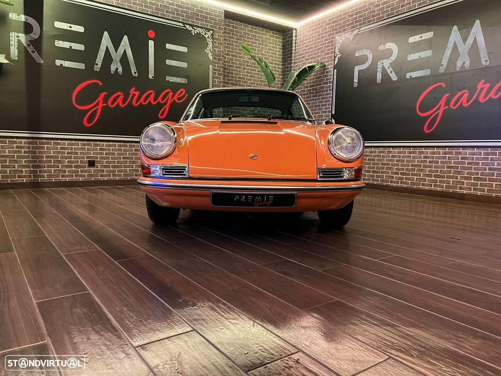 Porsche 911 Série F - 3