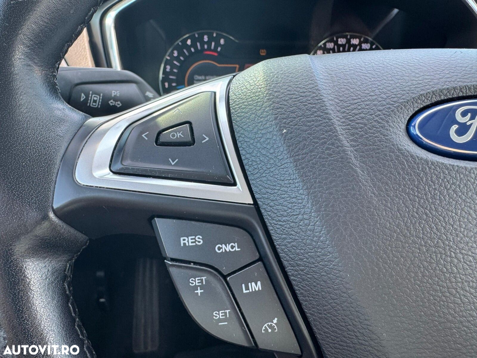 Ford Mondeo - 16