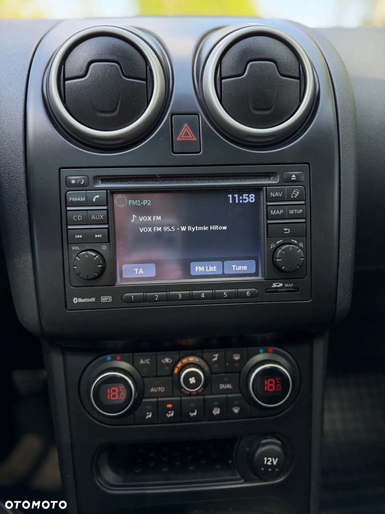 Nissan Qashqai 1.5 dCi DPF I-Way - 26
